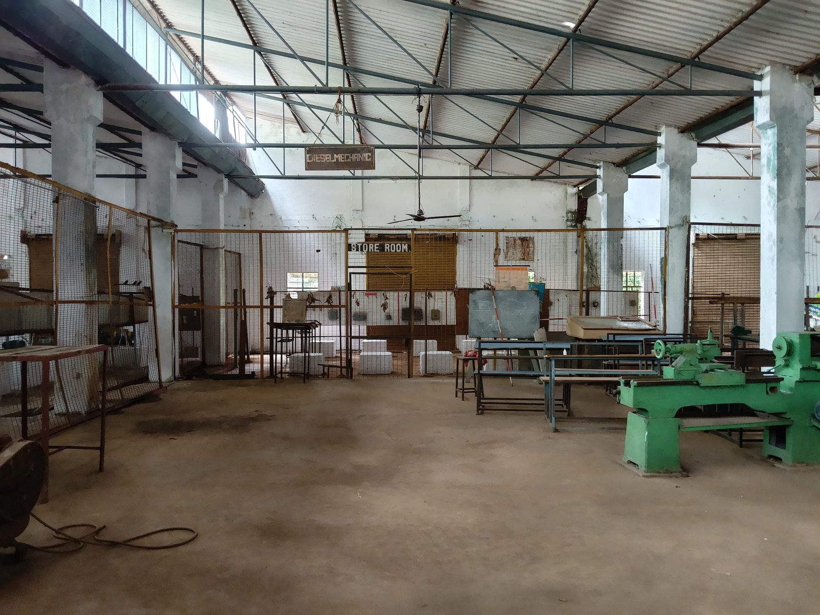 Diesel Mechanic Workshop Hall